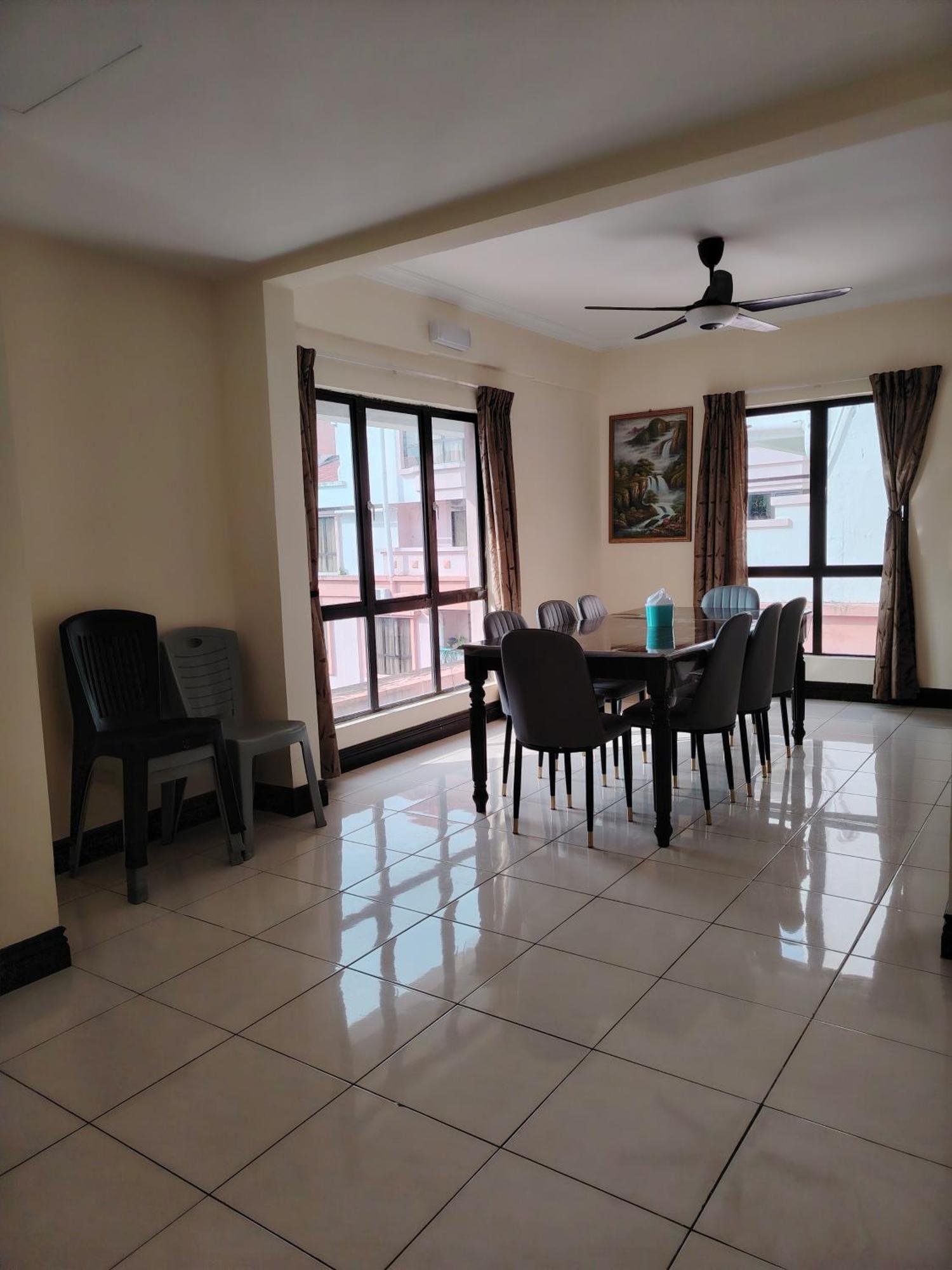 Town Condo - Marina Court Kota Kinabalu Exterior photo